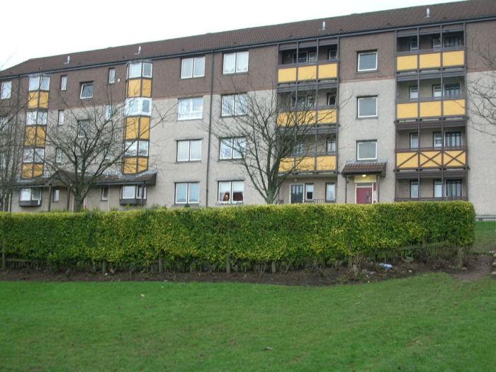 External Lawmuir Crescent